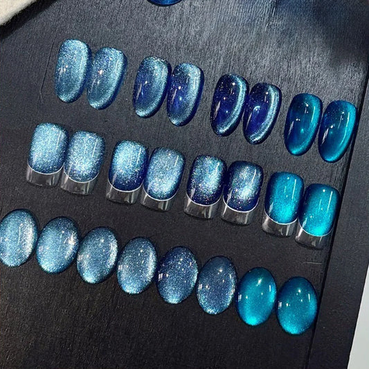 Sparkling Blue Cat Magnetic Gel Nail Polish
